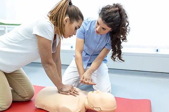 Erste-Hilfe Kurs München für Akupunkturisten: Gewährleistung der Patientensicherheit