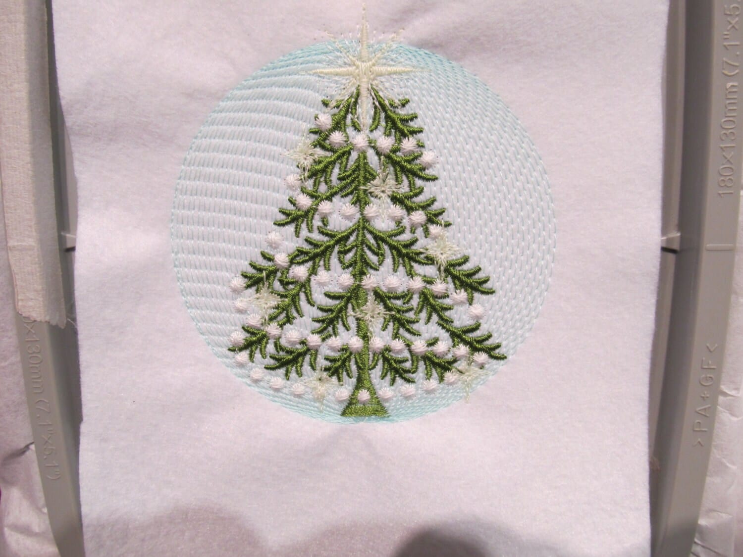 How to Combine Christmas Machine Embroidery Designs with Appliqué for a Unique and Textured Look